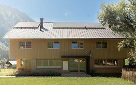 Haus Kanabe